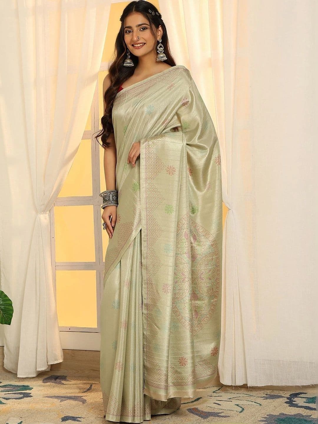 Garden Vareli Ethnic Motifs Embroidered Pure Linen Saree thumbnail 2