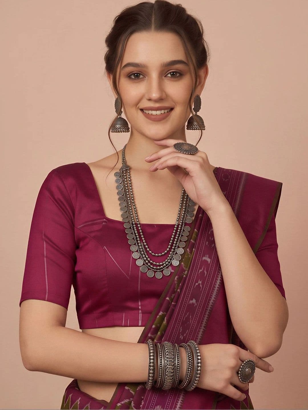 Anouk Ethnic Motifs Silk Blend Designer Ikat Saree thumbnail 4