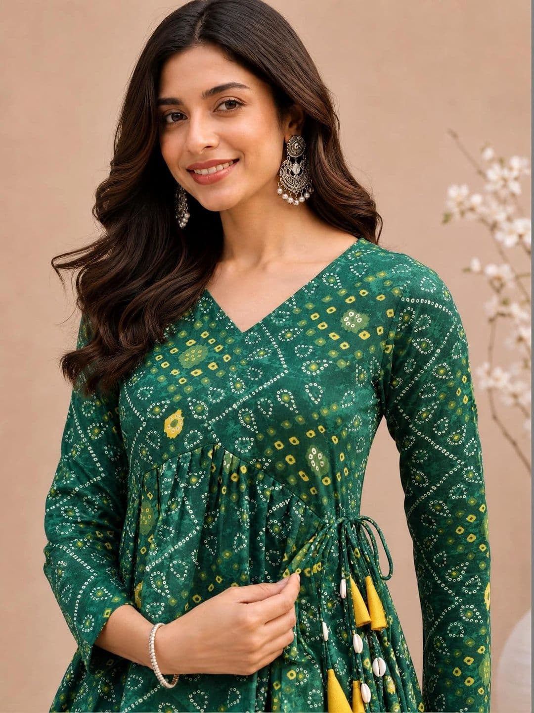 Youthnic Bandhani Printed V-Neck Empire Kurti thumbnail 2
