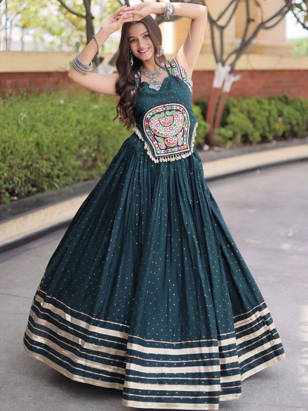 wckrod Embellished Mirror Work Ready to Wear Lehenga & Semi-Stitched thumbnail 4