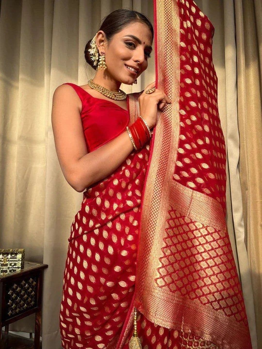 House Of Nazakat Woven Design Zari Art Silk Banarasi Saree thumbnail 6