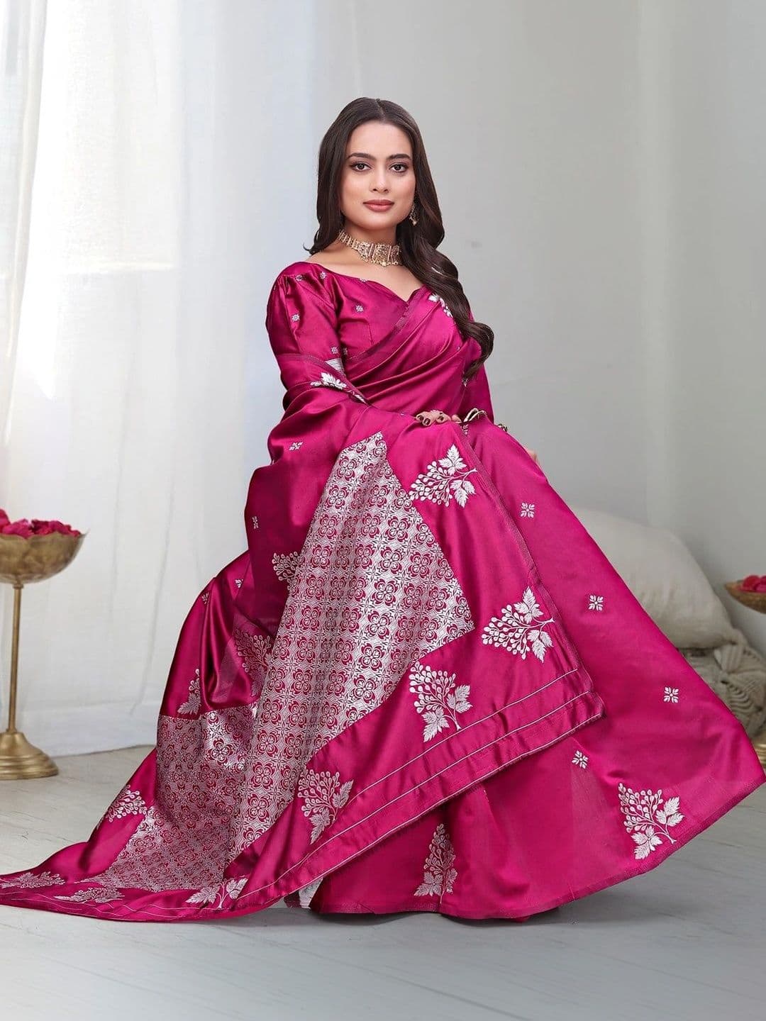 KALINI Woven Design Zari Silk Blend Saree thumbnail 3