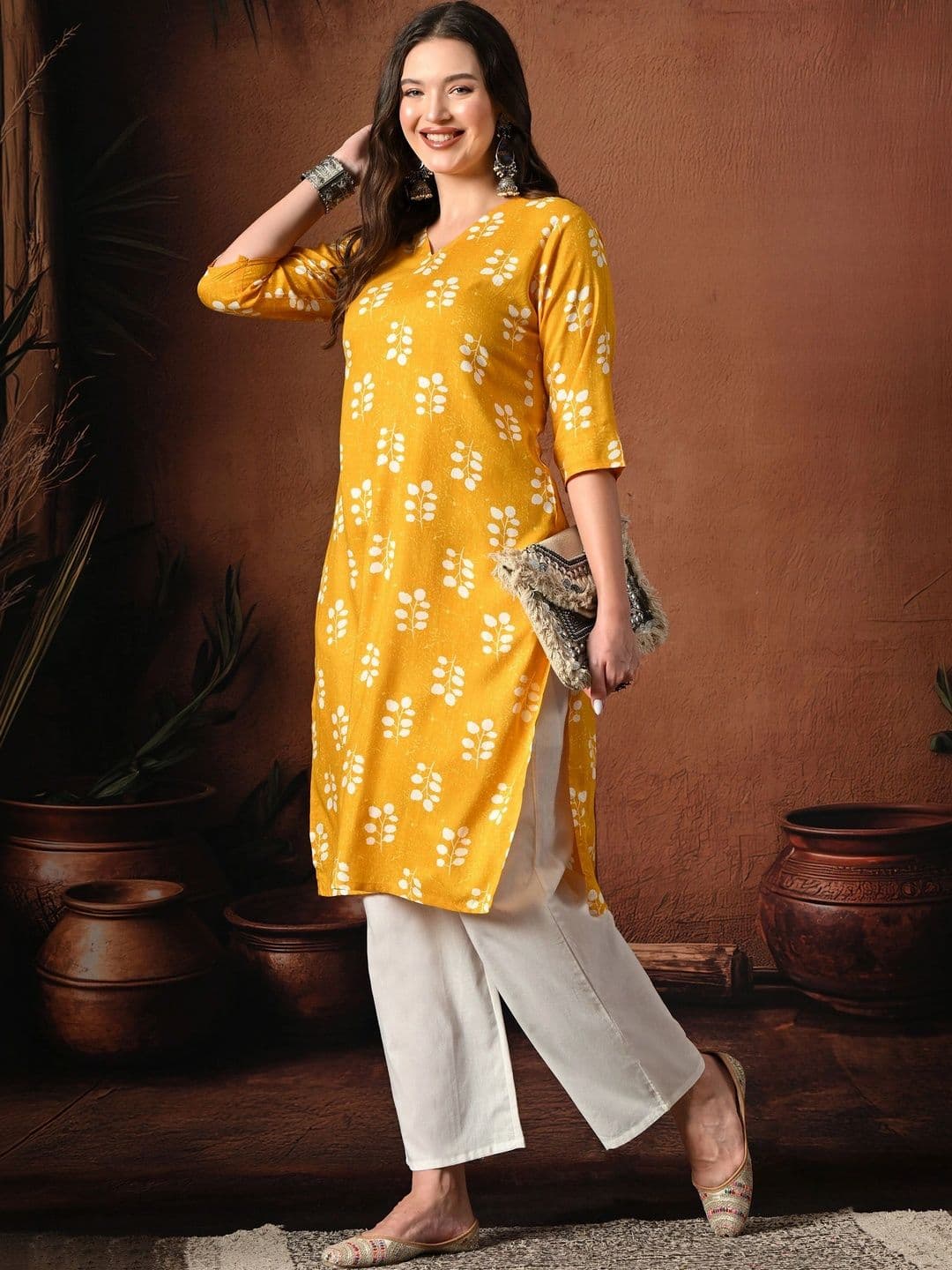 Sangria Women Ethnic Motifs Printed Kurta thumbnail 2