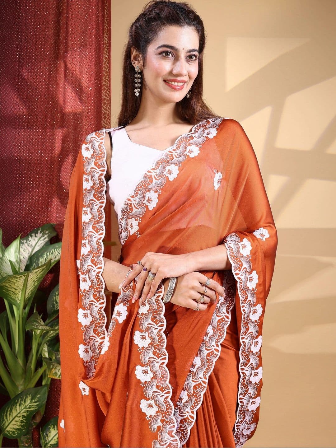 HESVI Embroidered Art Silk Saree thumbnail 2