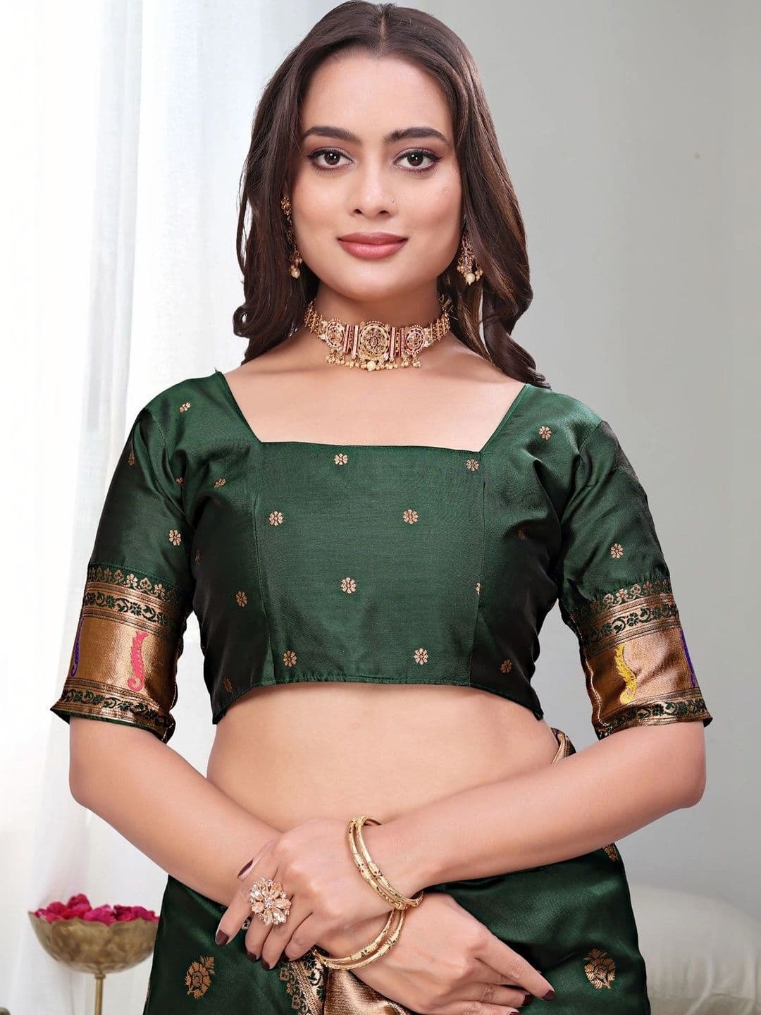 KALINI Woven Design Zari Silk Blend Saree thumbnail 5