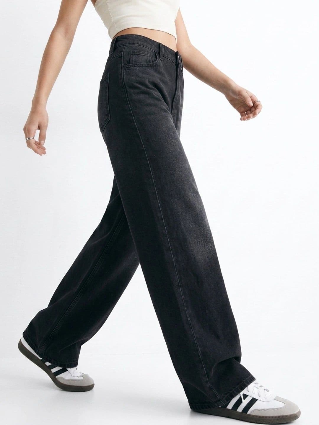 Outzidr Women Regular Fit Mid-Rise Jeans thumbnail 5