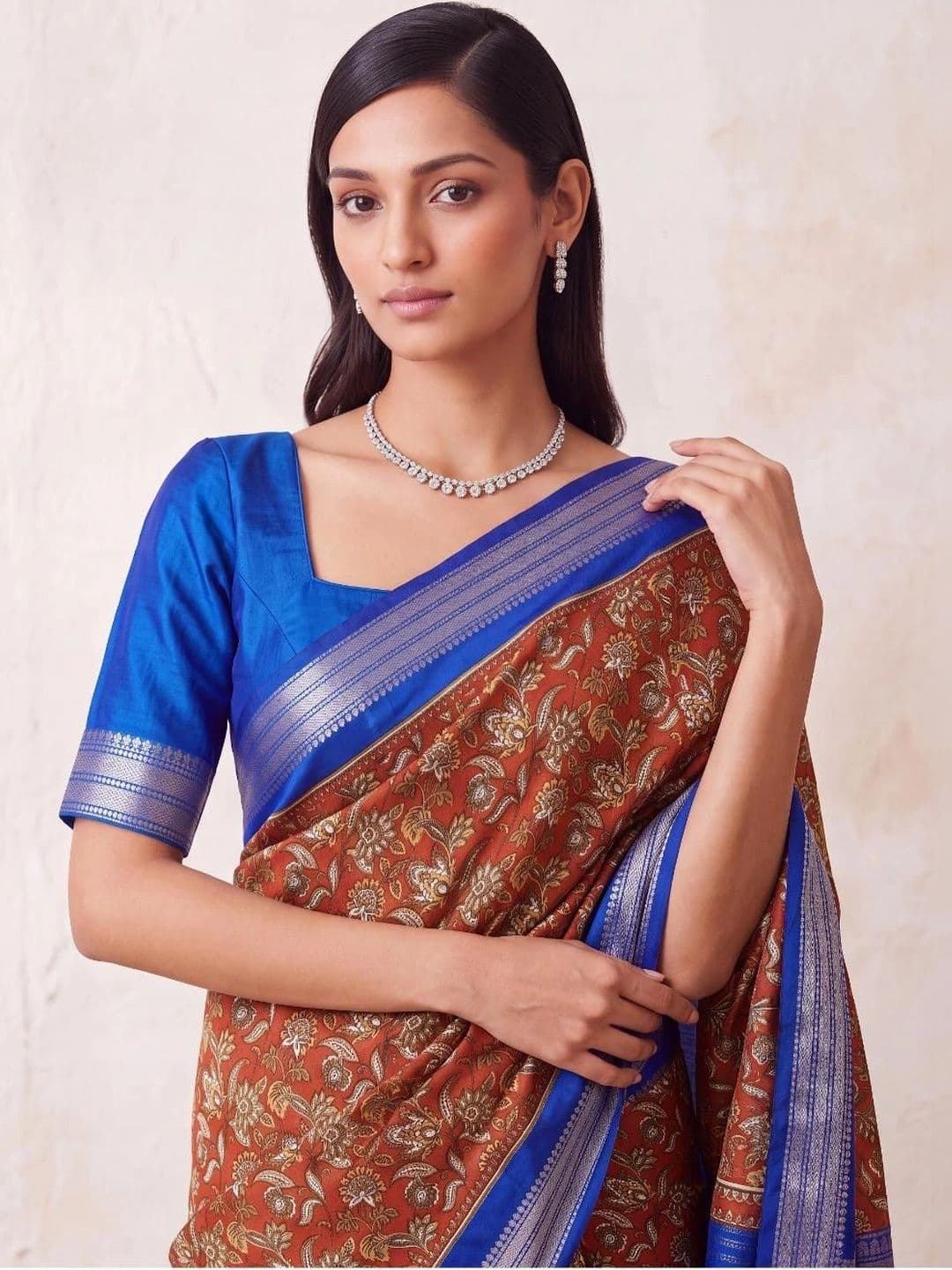 KRISHREE Embellished Zari Silk Cotton Saree thumbnail 2