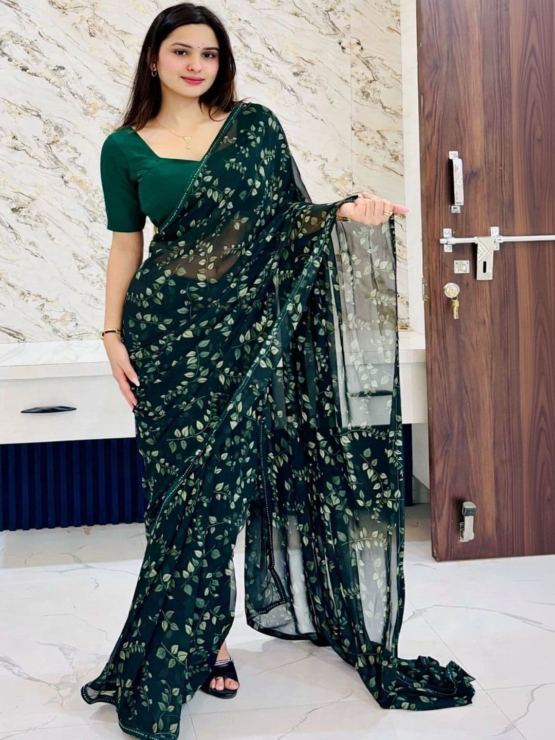TELIRAJ FASHIONS Floral Sequinned Pure Georgette Designer Block Print Saree thumbnail 5