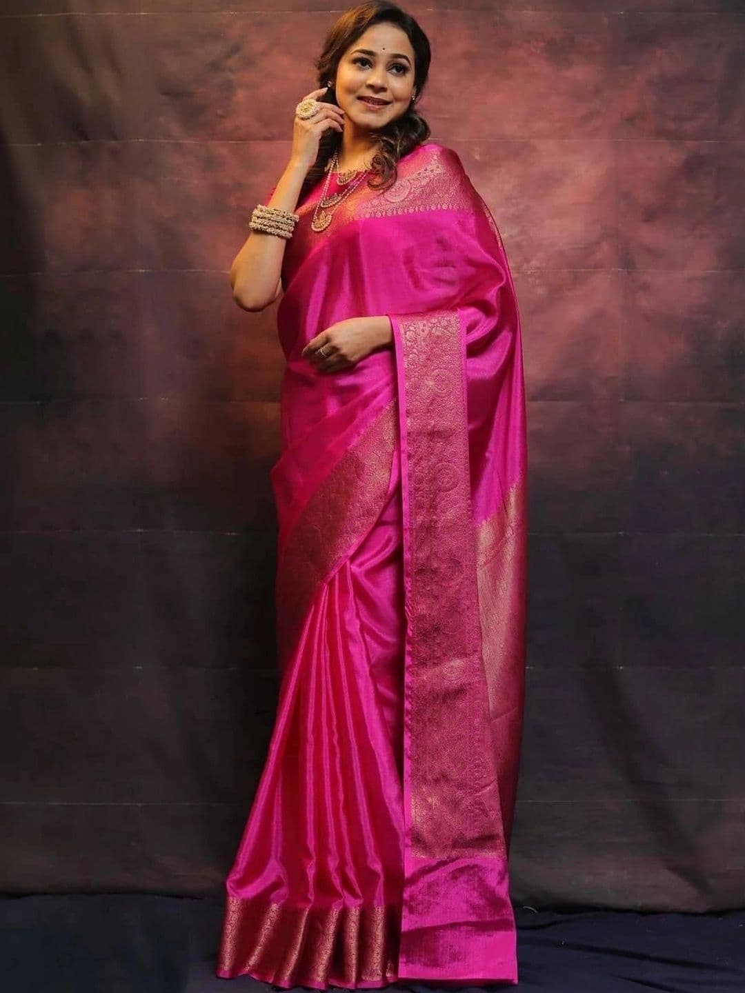 MARUTI VASTRAM Woven Design Zari Art Silk Banarasi Saree thumbnail 3
