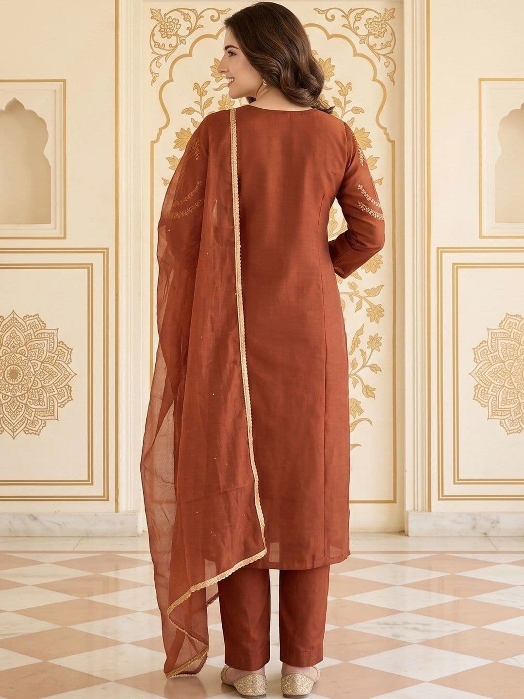 House of Pataudi Women Ethnic Motifs Embroidered Regular Thread Work Kurta with Trousers & With Dupatta thumbnail 5