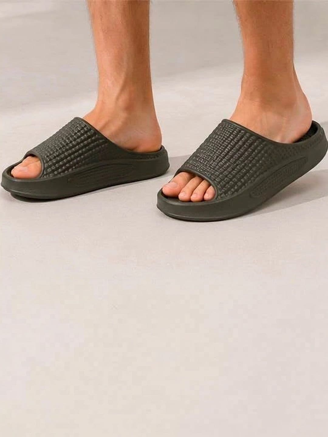 ORGAVO Men Rubber Sliders thumbnail 3