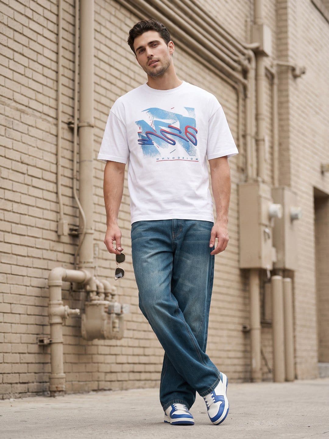 glitchez Men Baggy Fit Pure Cotton Heavy Fade Jeans thumbnail 2