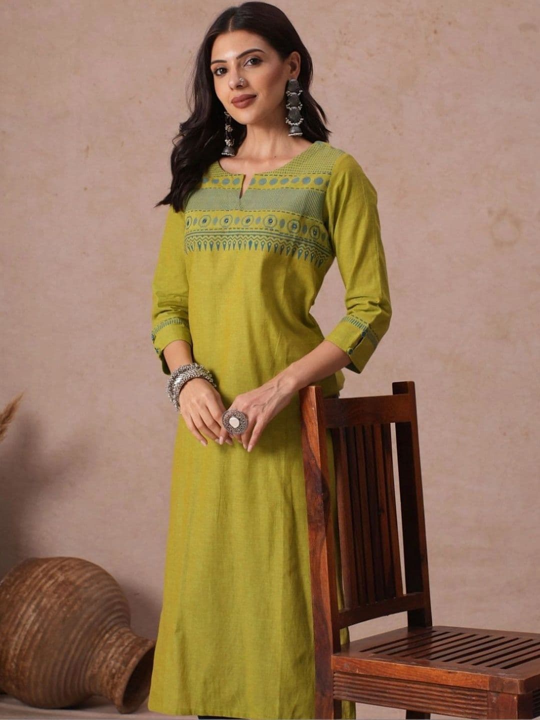 KAMI KUBI Women Ethnic Motifs Mirror Work Kurta thumbnail 4