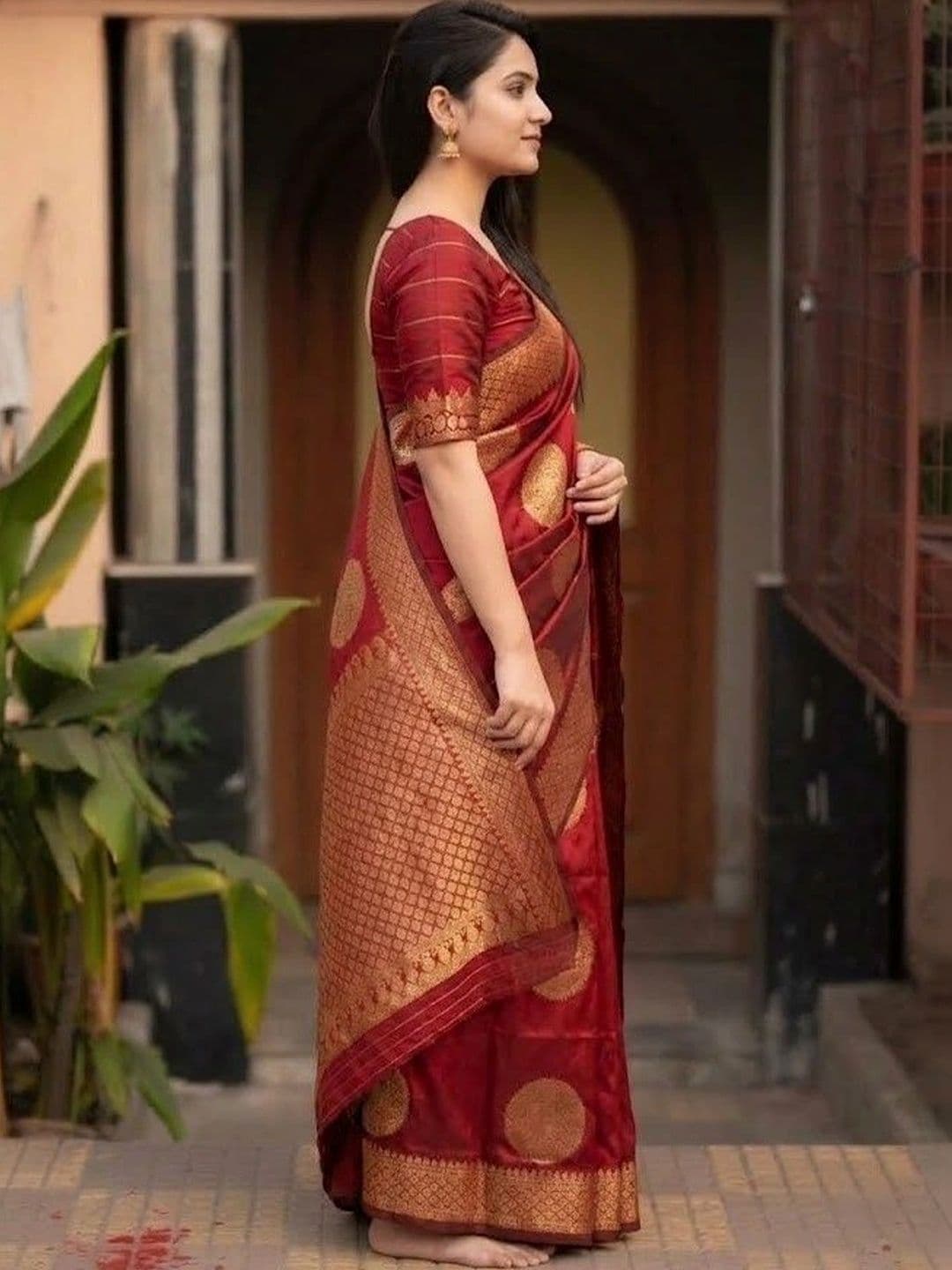 MITAL ENTERPRISE Woven Design Zari Art Silk Saree thumbnail 3
