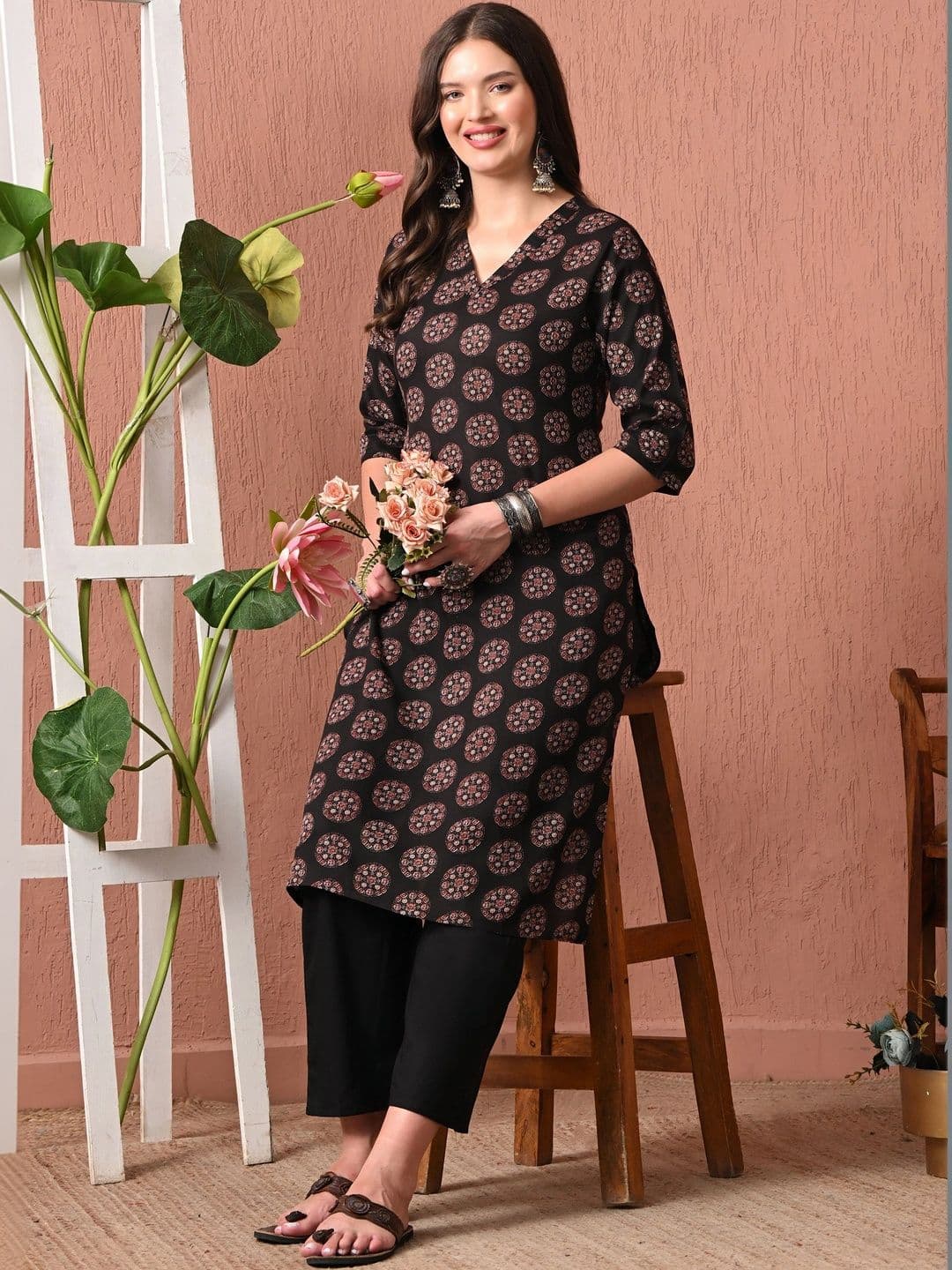 Sangria Women Ethnic Motifs Printed Indie Prints Kurta thumbnail 2