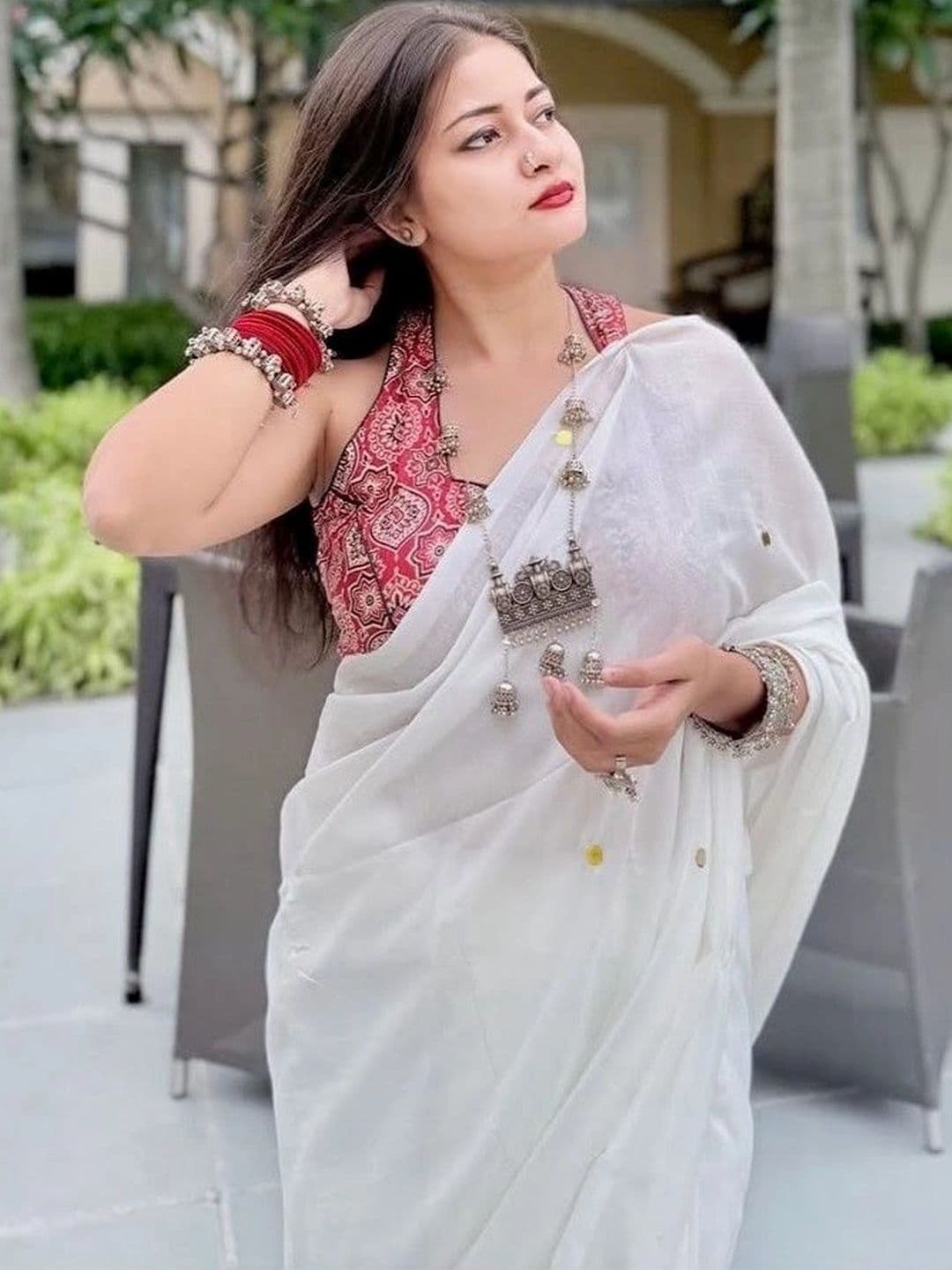 MS SARADA HANDLLOM Woven Design Pure Cotton Taant Saree thumbnail 4