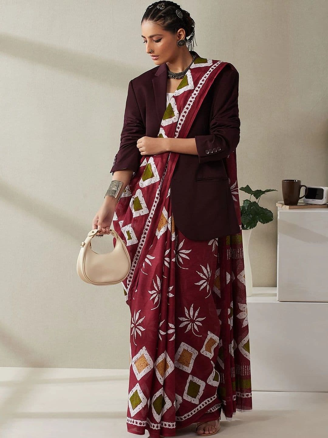 Garden Vareli Ethnic Motifs Pure Cotton Saree thumbnail 5