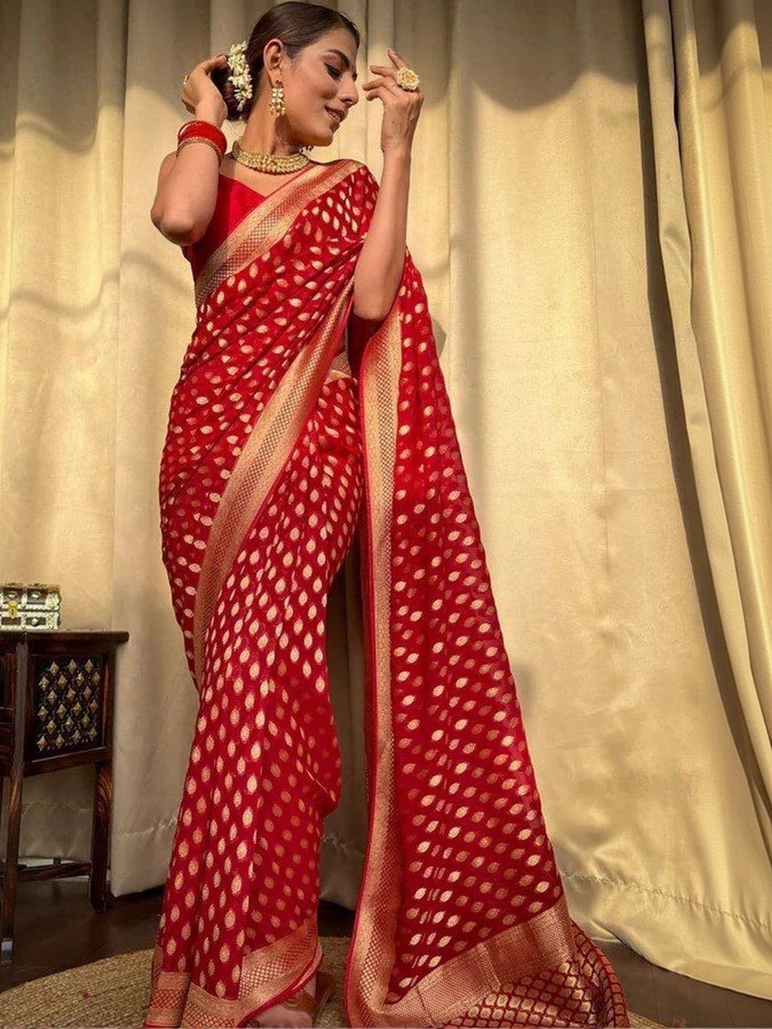 House Of Nazakat Woven Design Zari Art Silk Banarasi Saree thumbnail 5