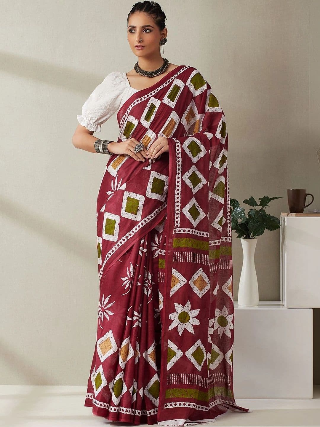Garden Vareli Ethnic Motifs Pure Cotton Saree - view 1