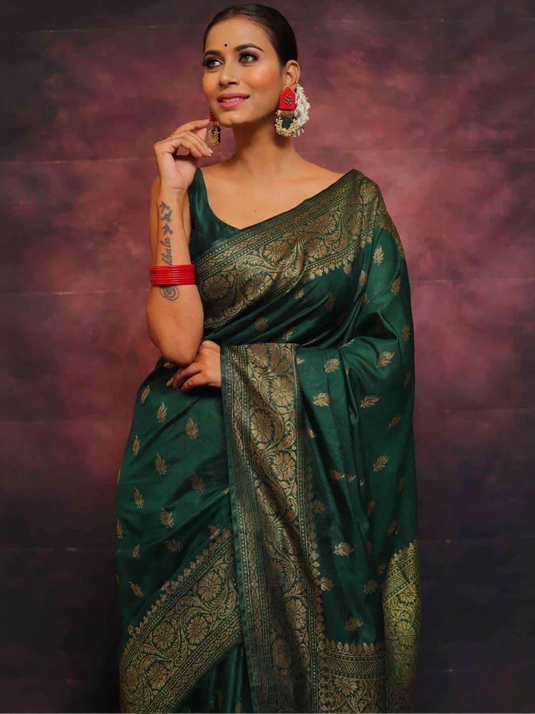 House Of Nazakat Woven Design Zari Art Silk Banarasi Saree thumbnail 4