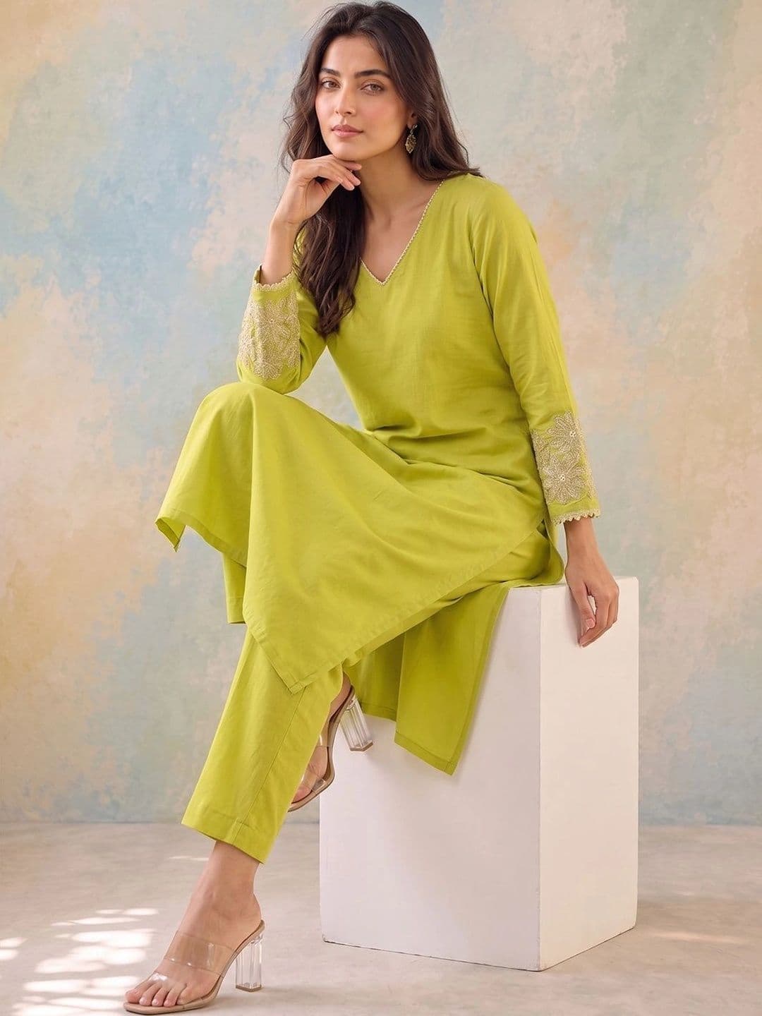 AADVIKA Women Ethnic Motifs Regular Thread Work Kurta with Trousers & With Dupatta thumbnail 4