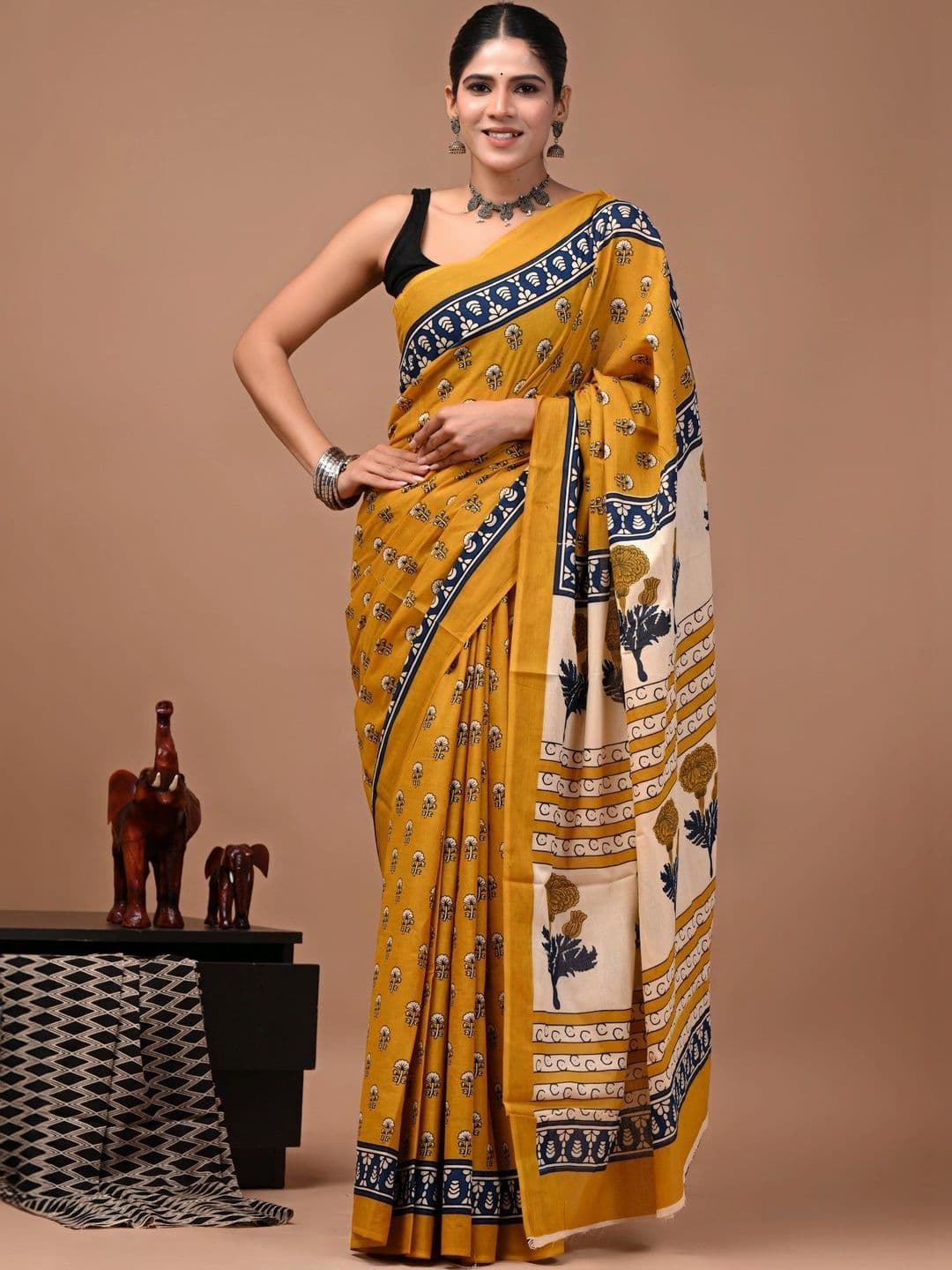 Anouk Floral Pure Cotton Block Print Saree - view 1