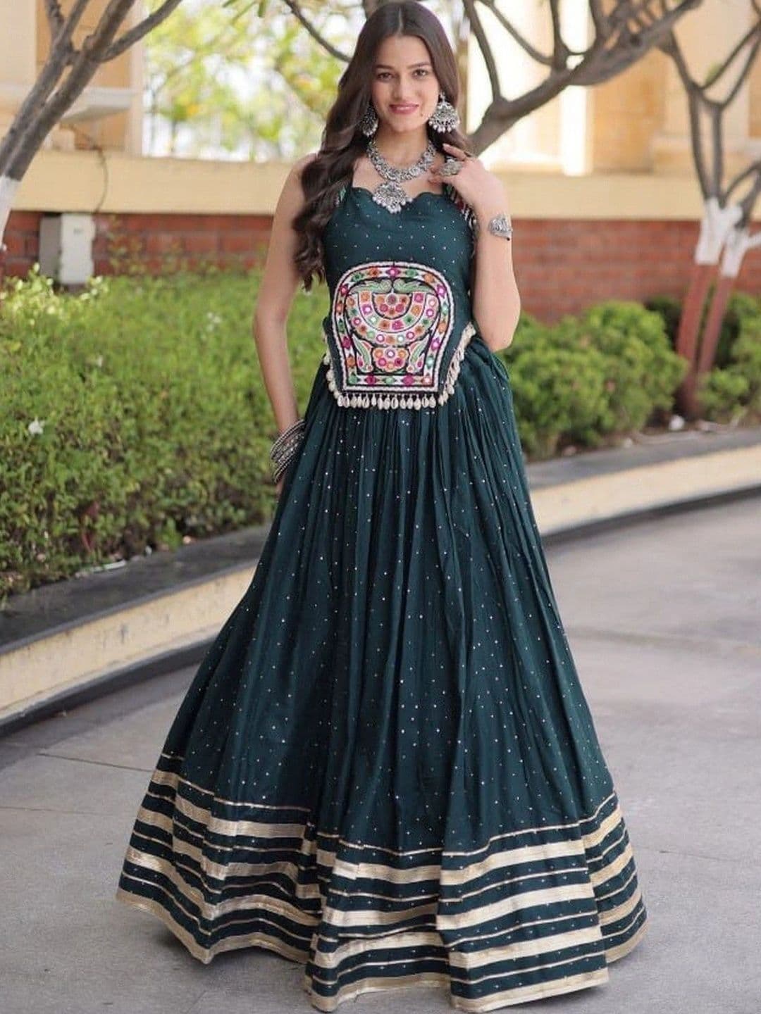 wckrod Embellished Mirror Work Ready to Wear Lehenga & Semi-Stitched thumbnail 6