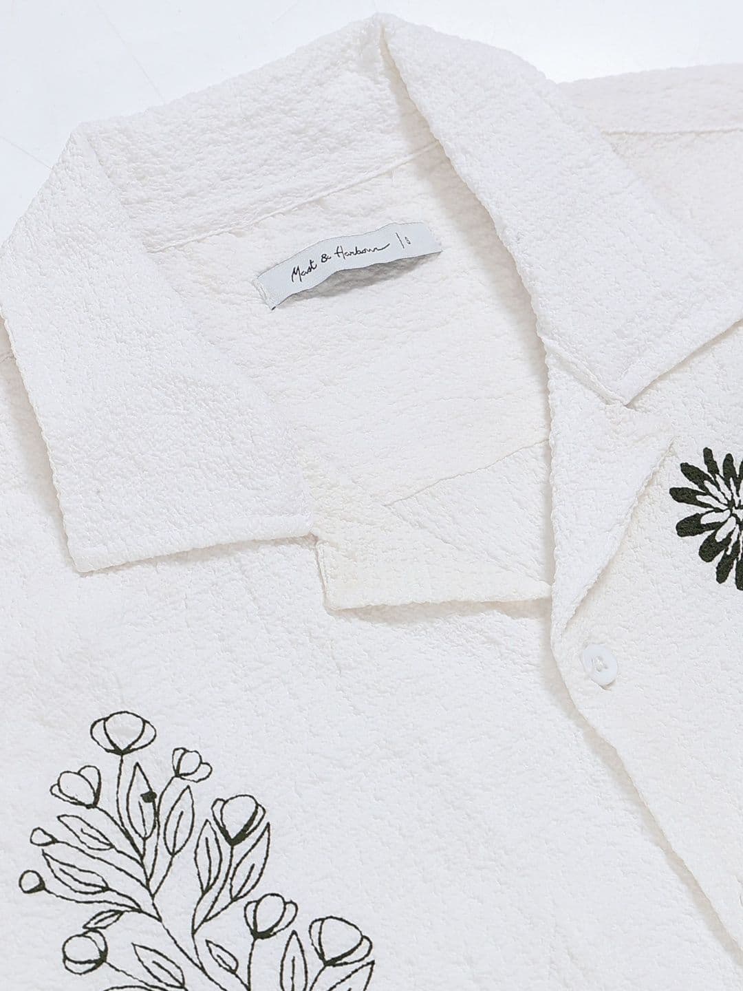 Mast & Harbour Men Relaxed Floral Printed Casual Shirt thumbnail 4