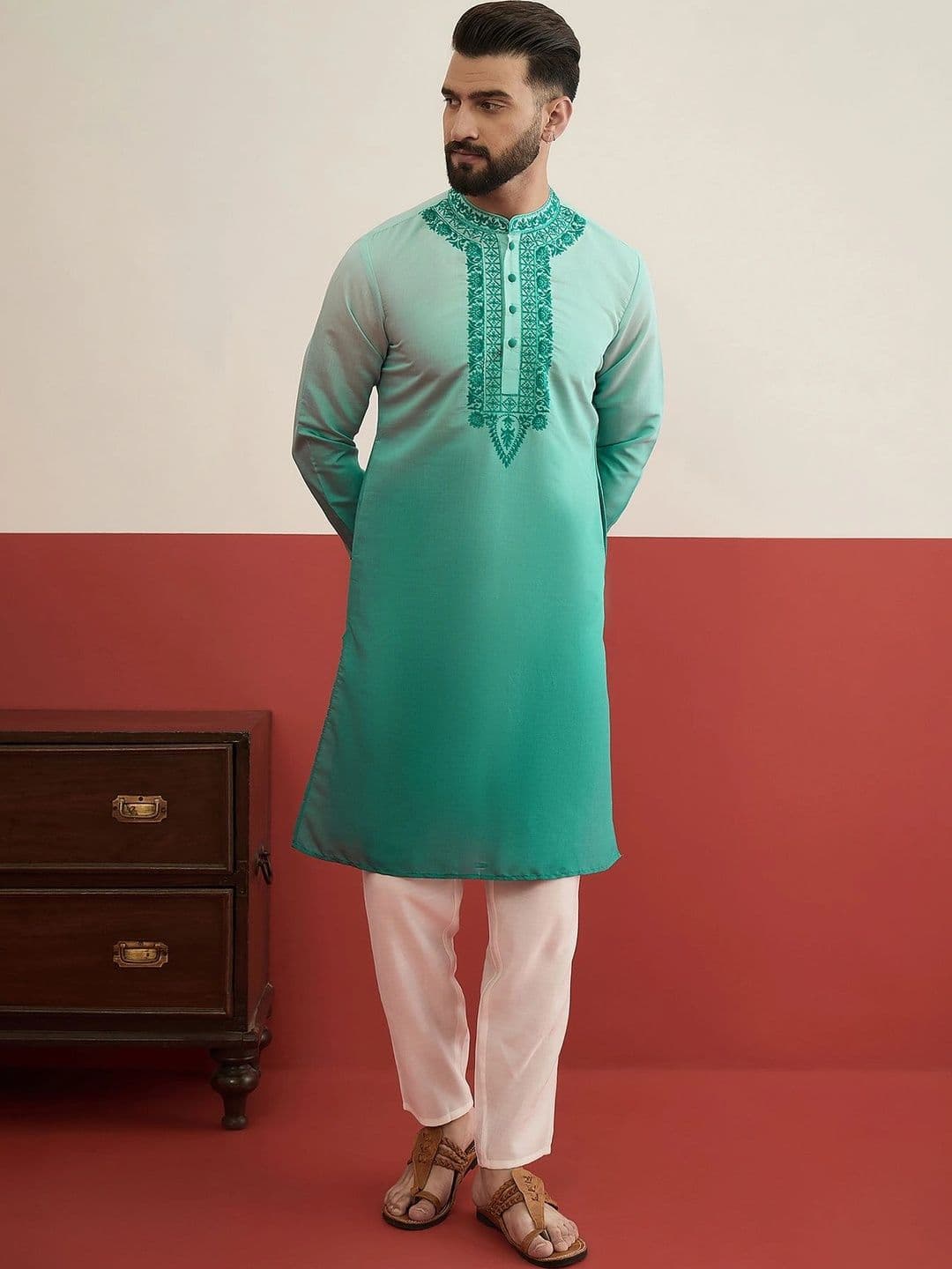 House of Pataudi Men Embroidered Thread Work Kurta - view 1