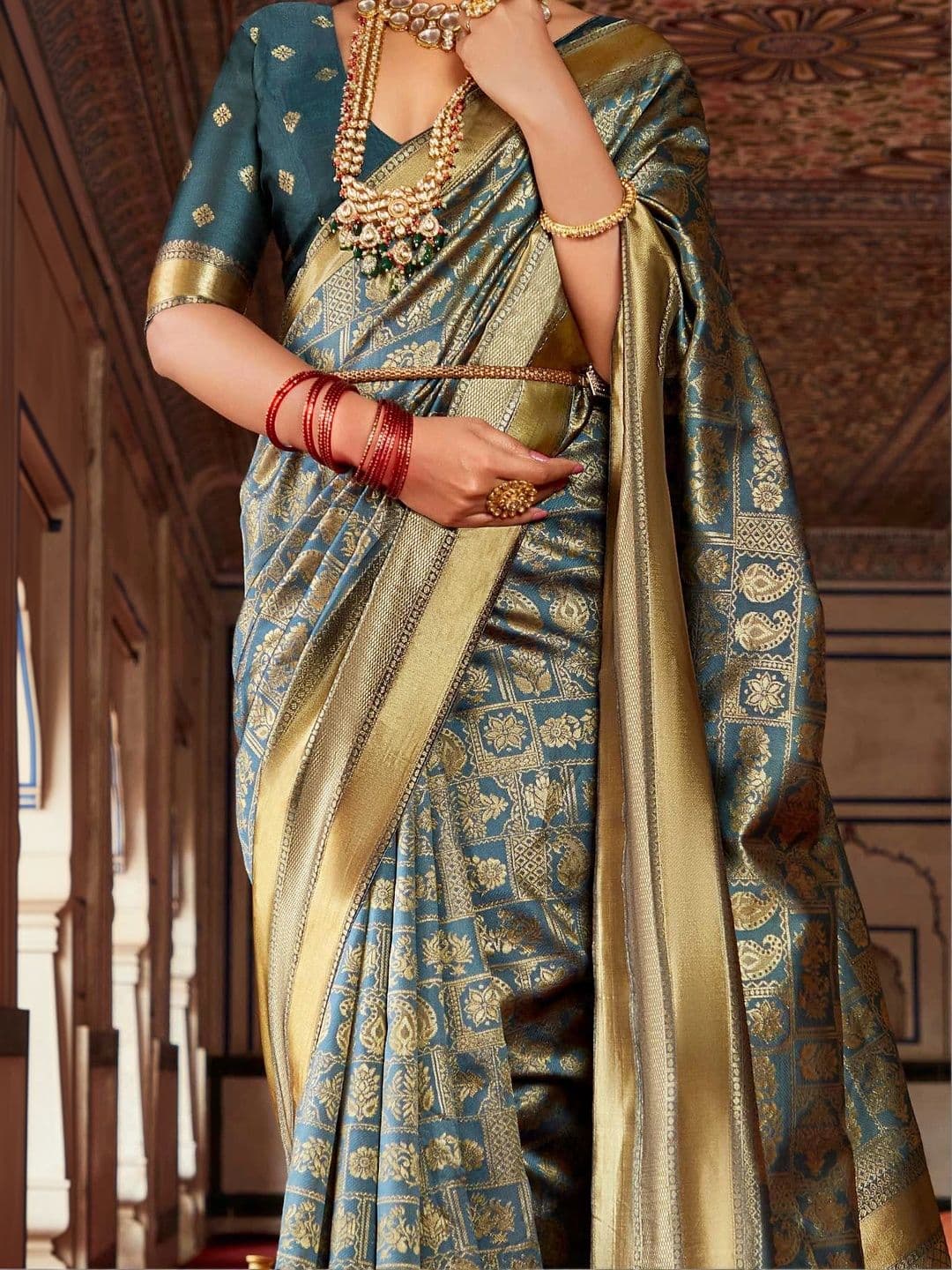 ELINA FASHION & HOME Woven Design Zari Silk Blend Designer Banarasi Saree thumbnail 5