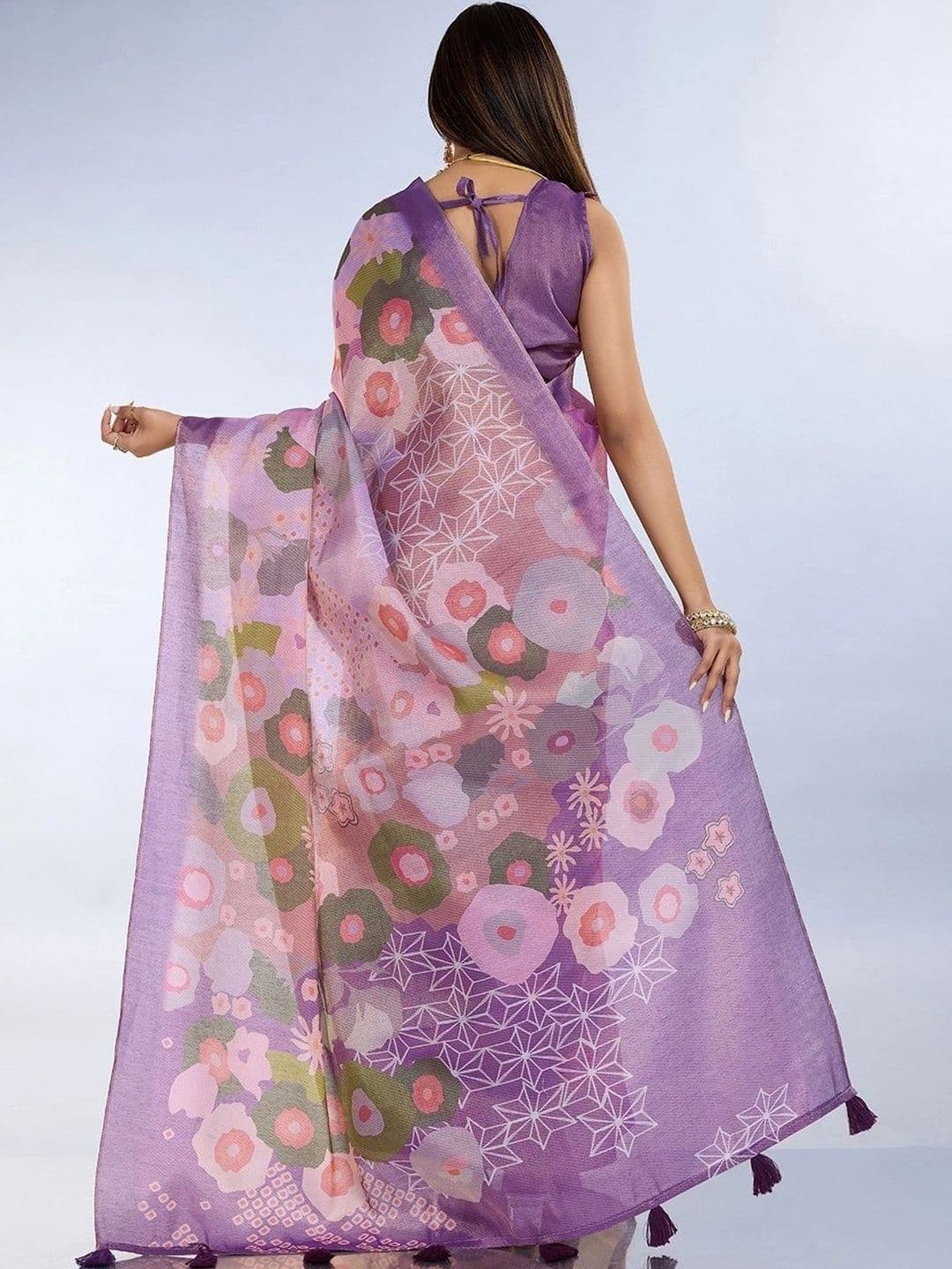 Kesarii Saree thumbnail 6