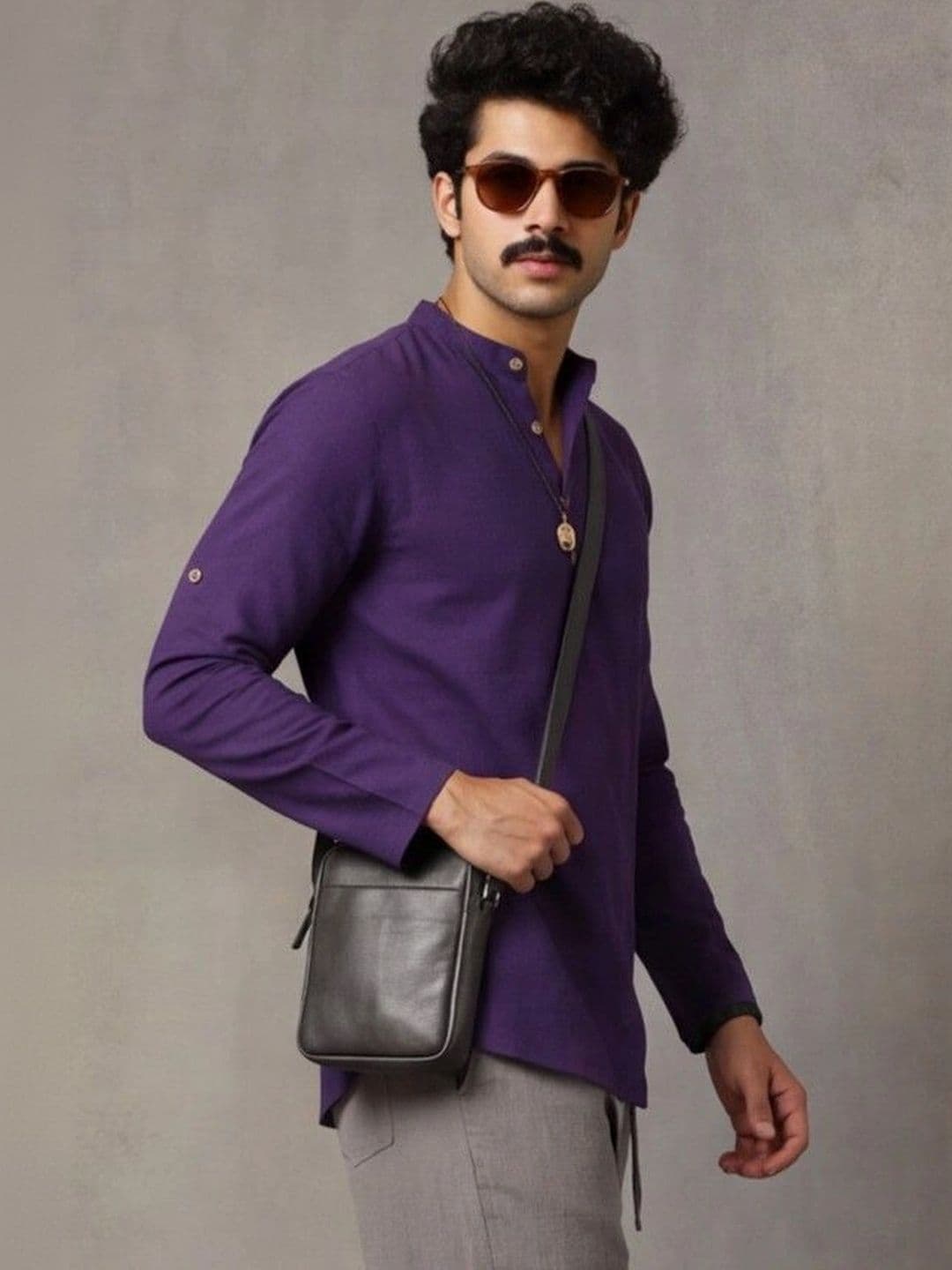 Navibhu Woven Design Solid Cotton Handloom Mandarin Collar Short Kurta thumbnail 6