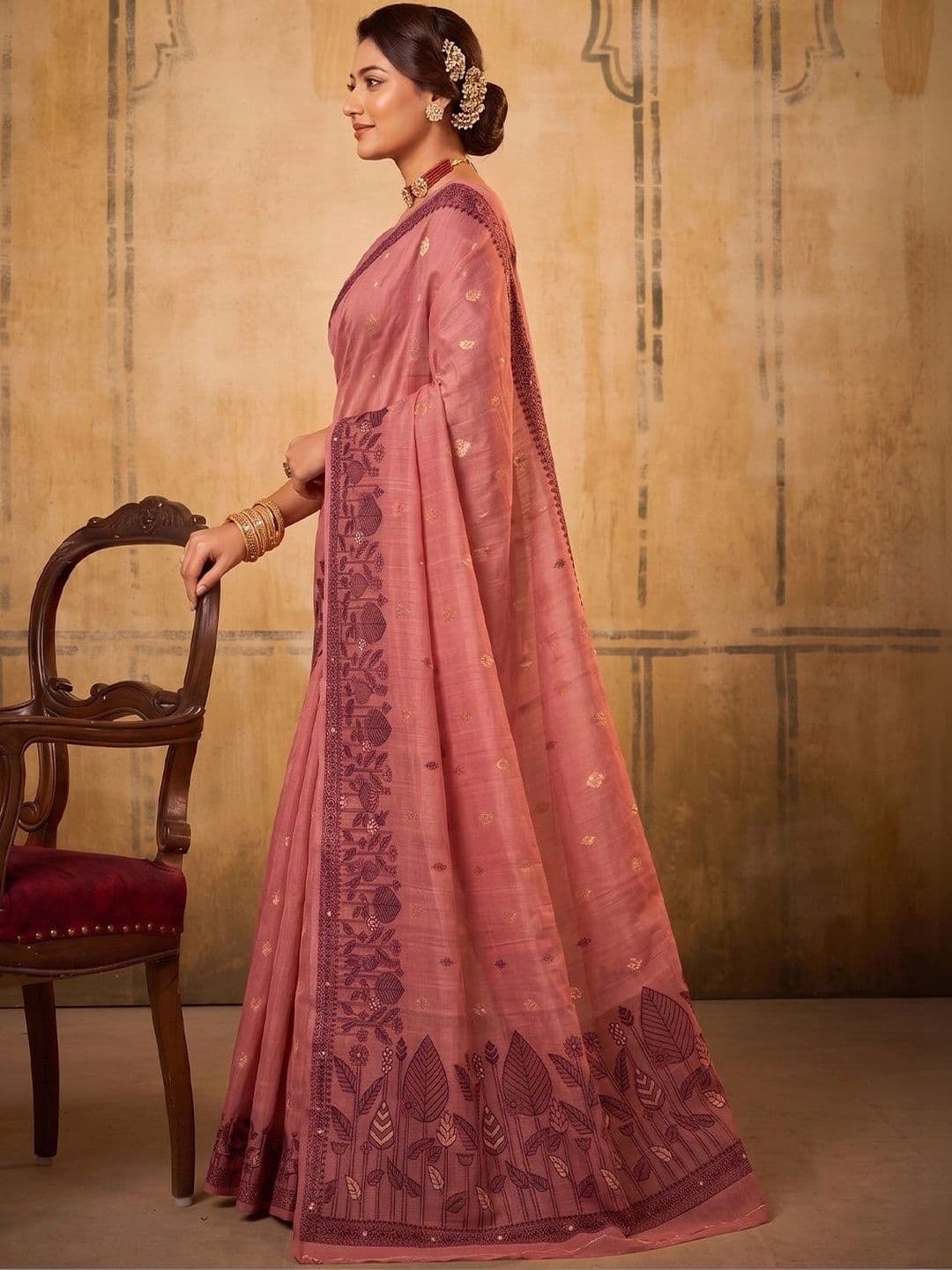Dhaaga Ghar Floral Embroidered Designer Saree thumbnail 2