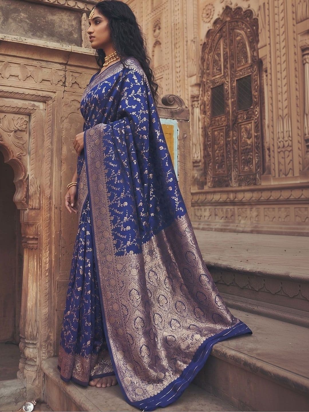 Dhaaga Ghar Woven Design Zari Silk Blend Designer Banarasi Saree thumbnail 3