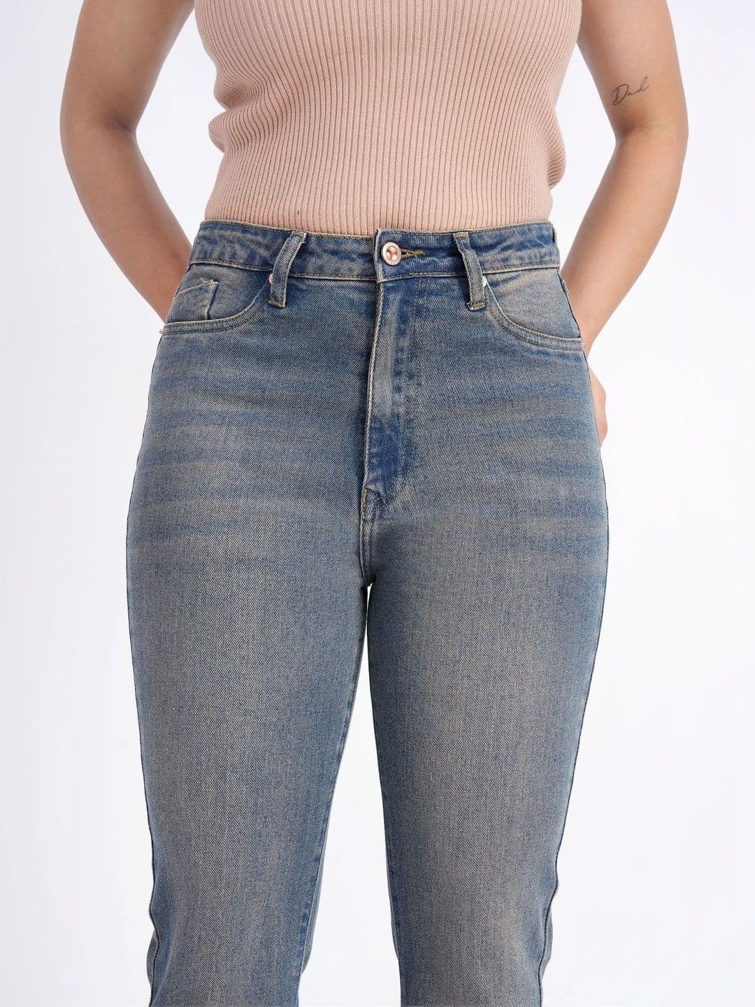 Defrost Jeans Women Bootcut High-Rise Stretchable Jeans thumbnail 6