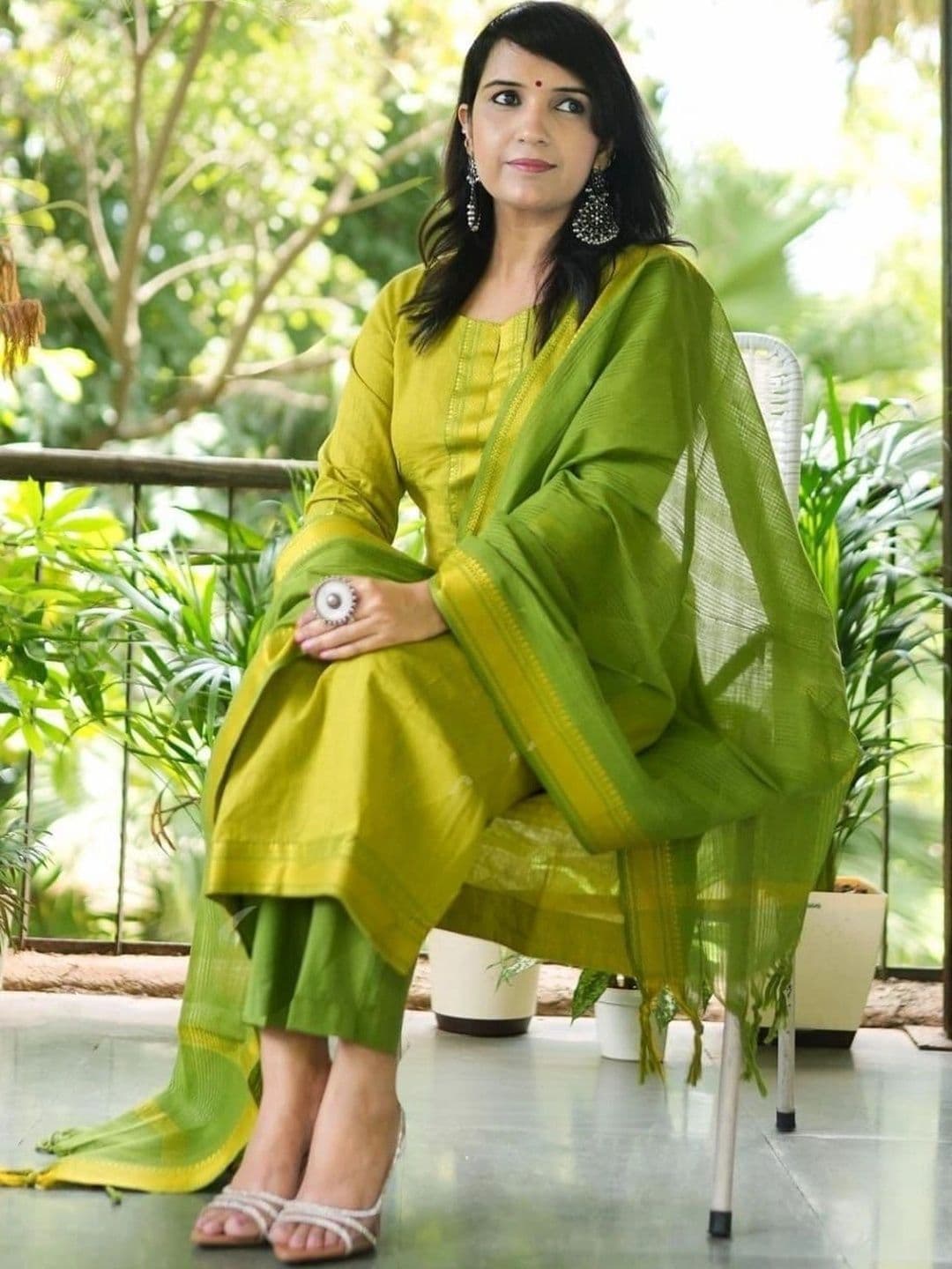 Urban India Women Regular Pure Cotton Kurta with Trousers & With Dupatta thumbnail 6