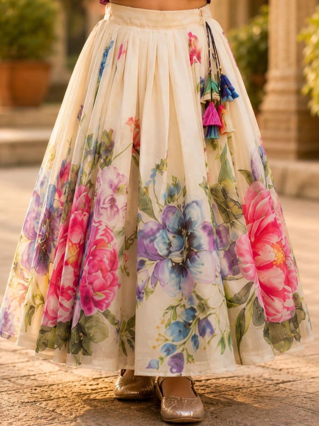 Sangria Girls Ready to Wear Lehenga & thumbnail 6