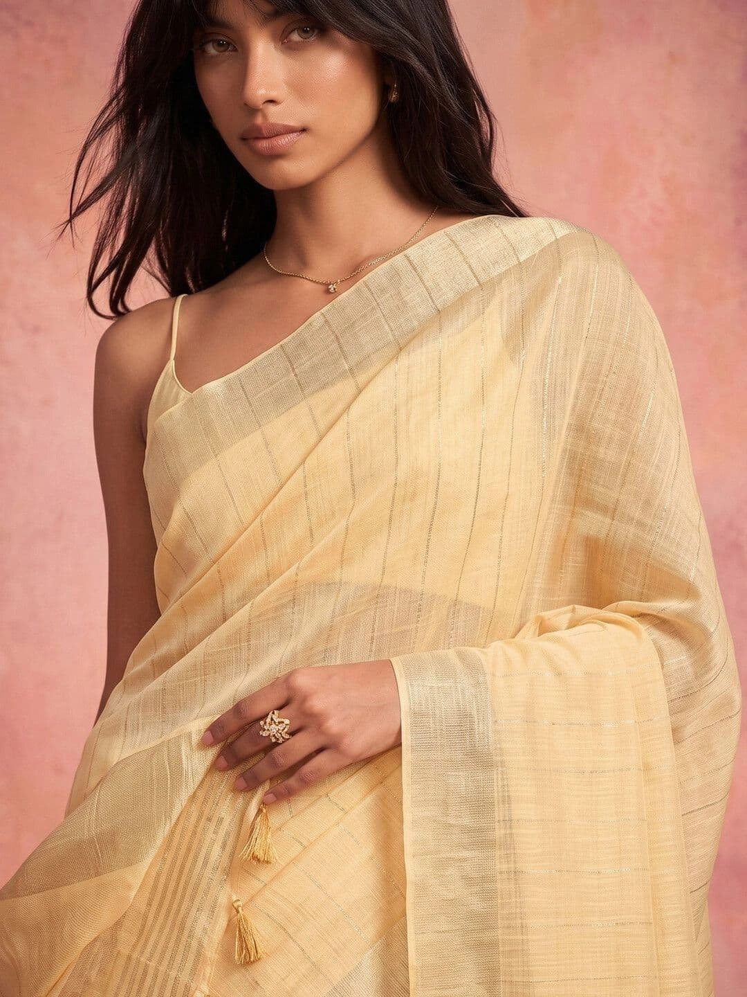 KINDA DESI Striped Pure Linen Saree thumbnail 4