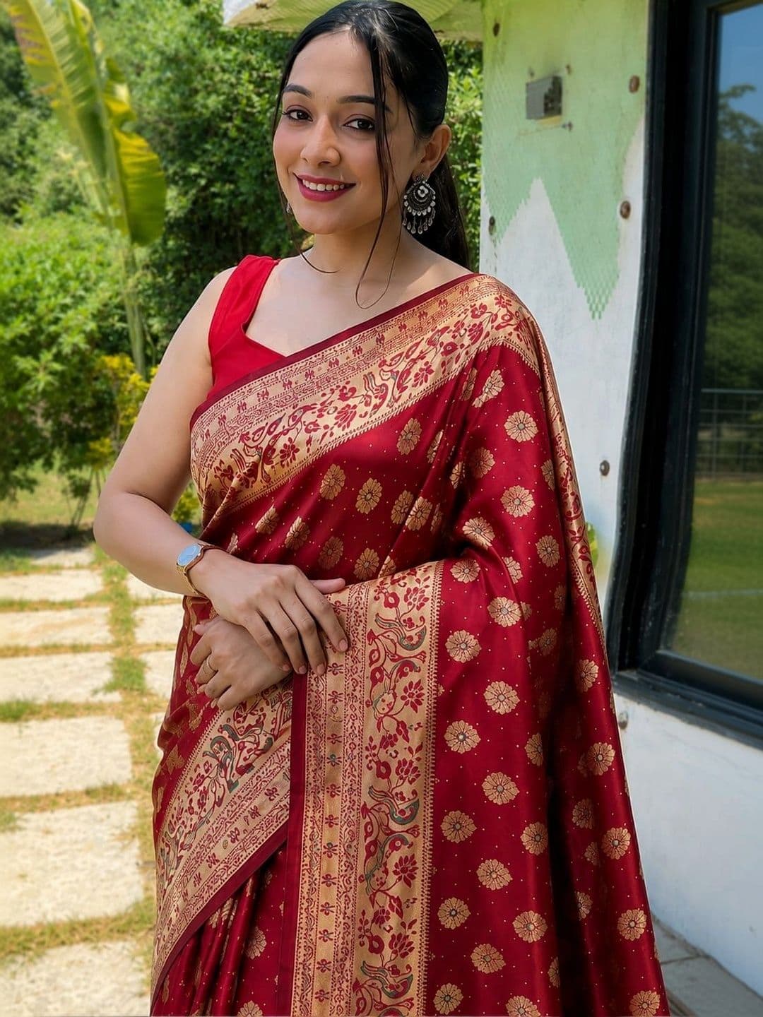 Moda Rapido Woven Design Zari Art Silk Designer Banarasi Saree thumbnail 4