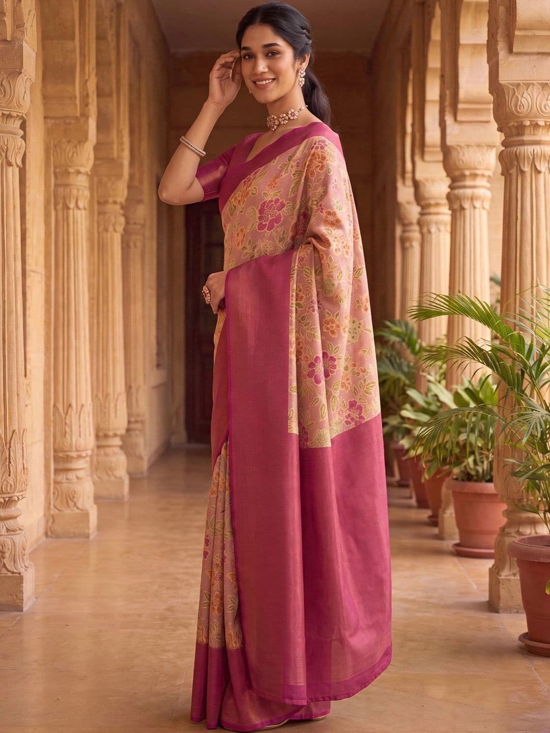 Anouk Floral Zari Silk Blend Designer Banarasi Saree thumbnail 6