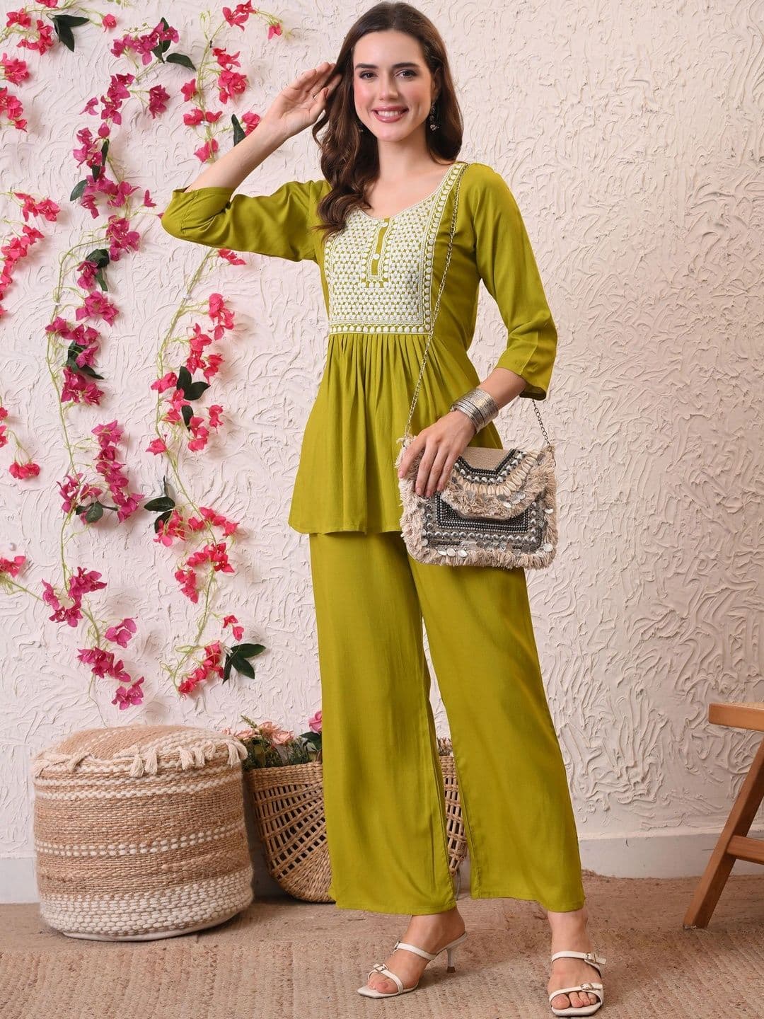 ROSHNI Women Ethnic Motifs Embroidered Empire Thread Work Kurti with Palazzos thumbnail 6