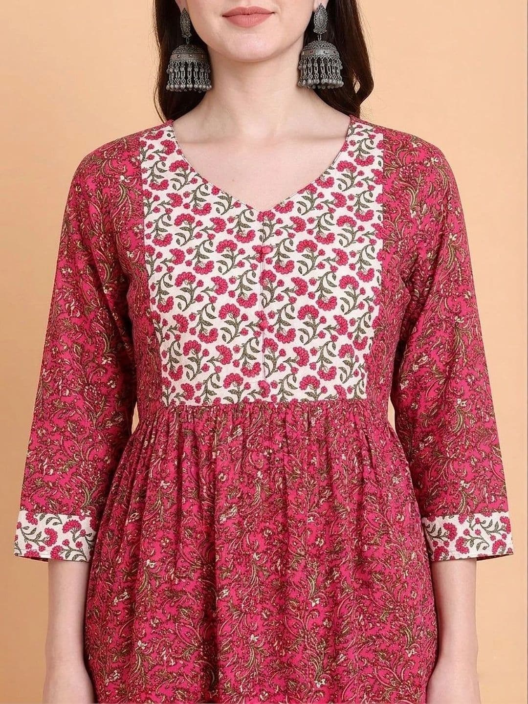 Assume Fab Women Floral Printed Empire Kurta with Trousers & With Dupatta thumbnail 4