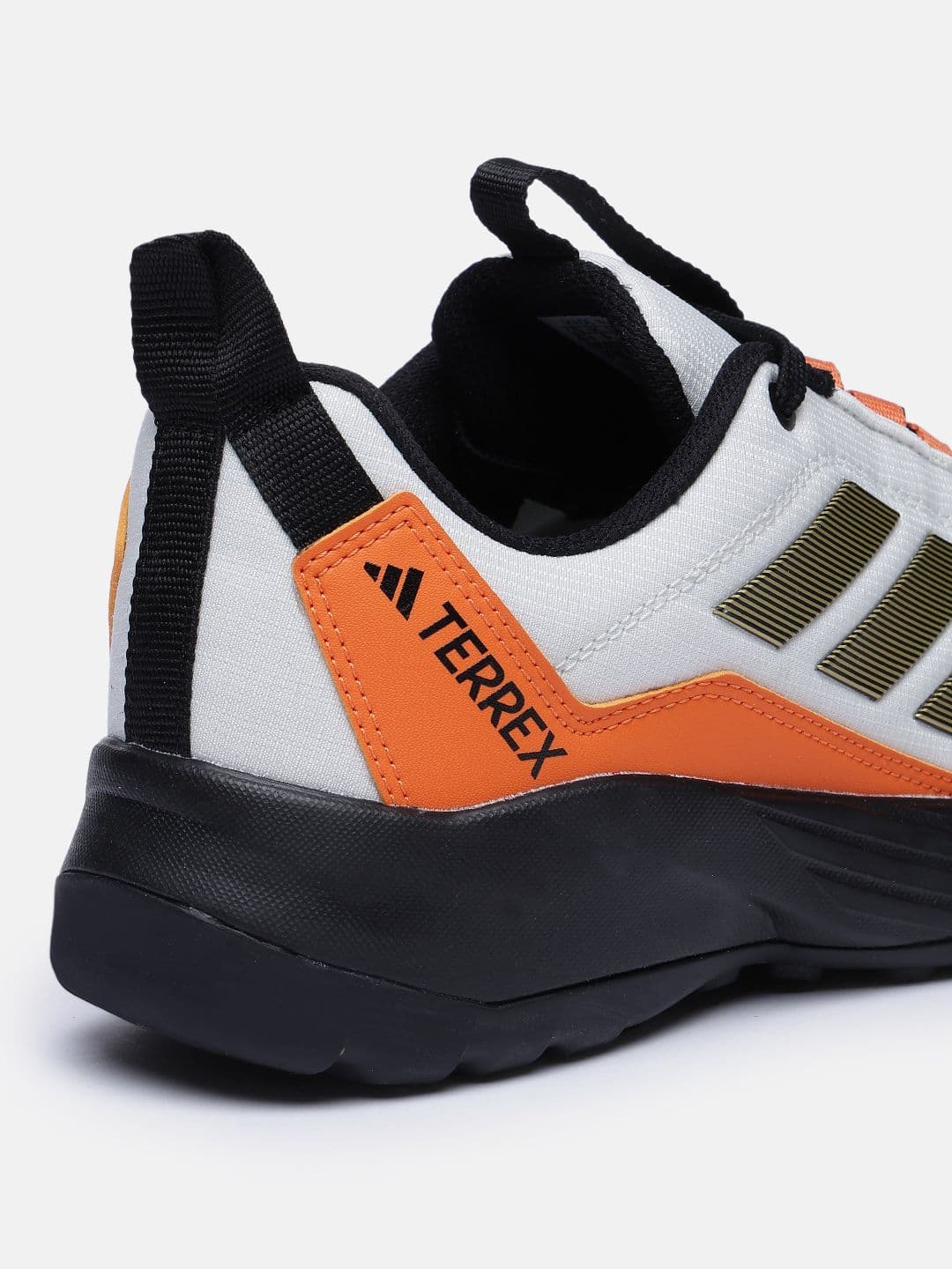ADIDAS Men TRAMP PRO 2.0 Trekking Shoes thumbnail 3