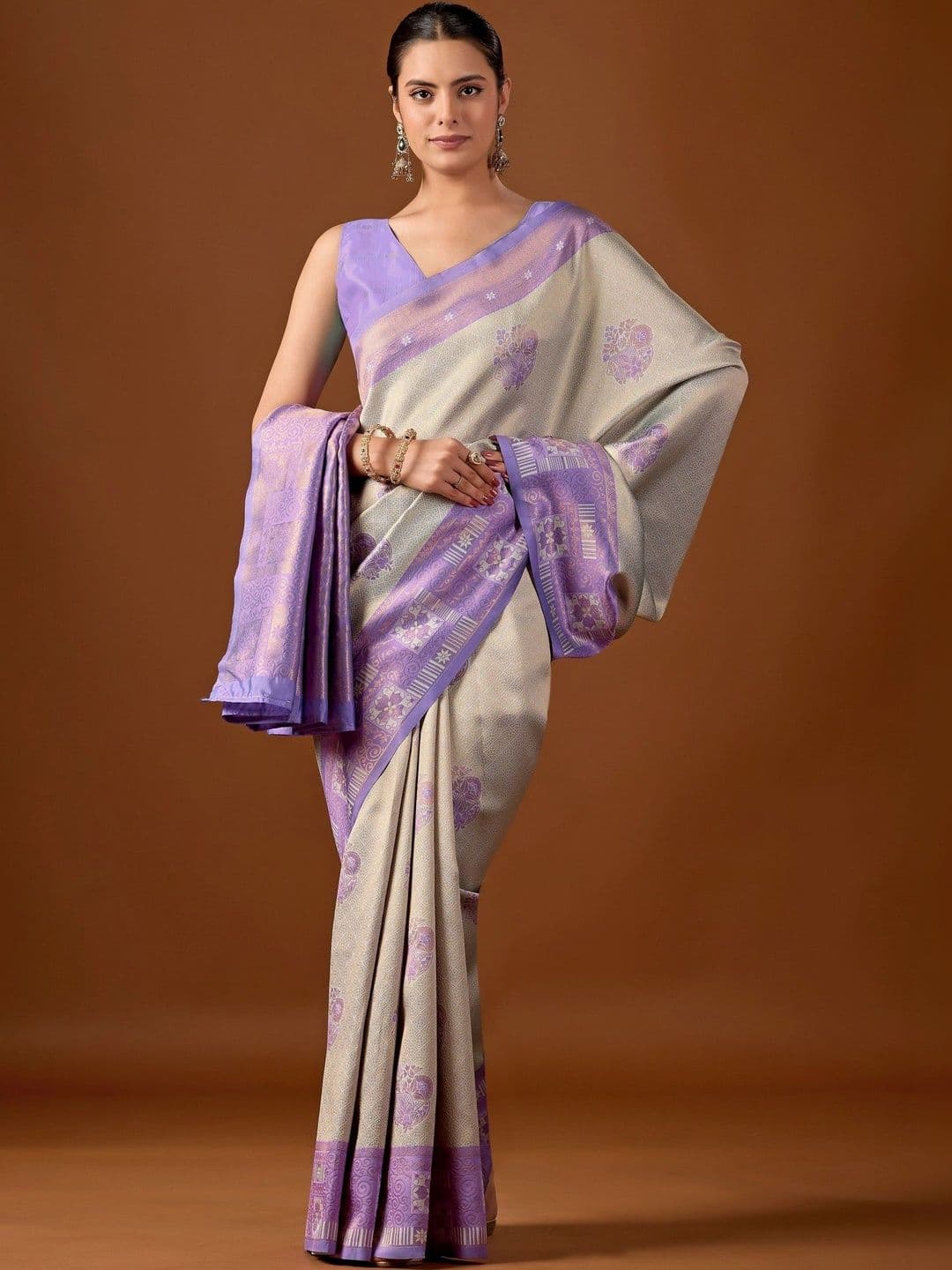 ERIKA Woven Design Zari Silk Blend Designer Banarasi Saree thumbnail 2