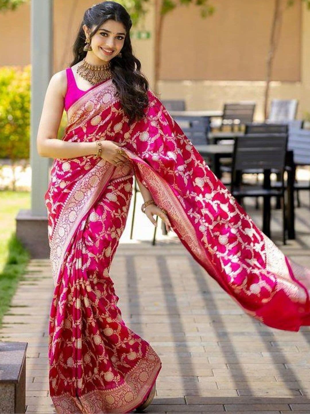 VS MALL Ethnic Motifs Zari Banarasi Saree thumbnail 3