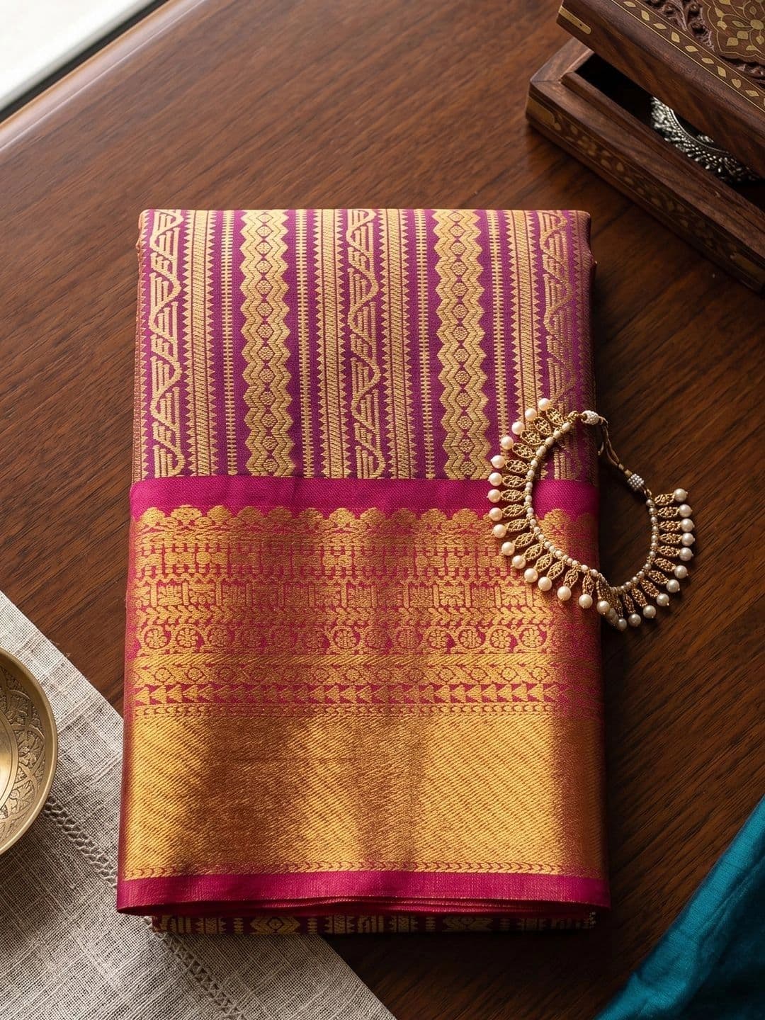 Dhaaga Ghar Woven Design Zari Silk Blend Designer Kanjeevaram Saree thumbnail 4