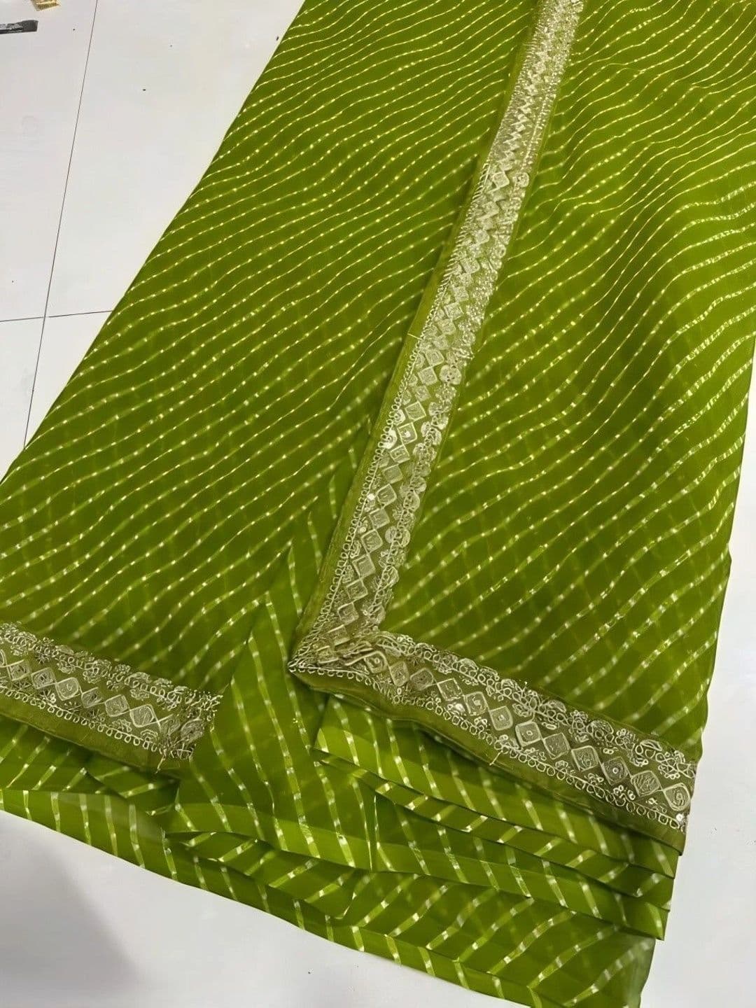 RENBRIZA Leheriya Embroidered Poly Georgette Saree thumbnail 2