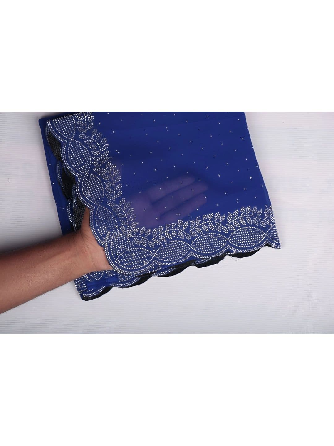 RENBRIZA Embellished Poly Chiffon Saree thumbnail 2
