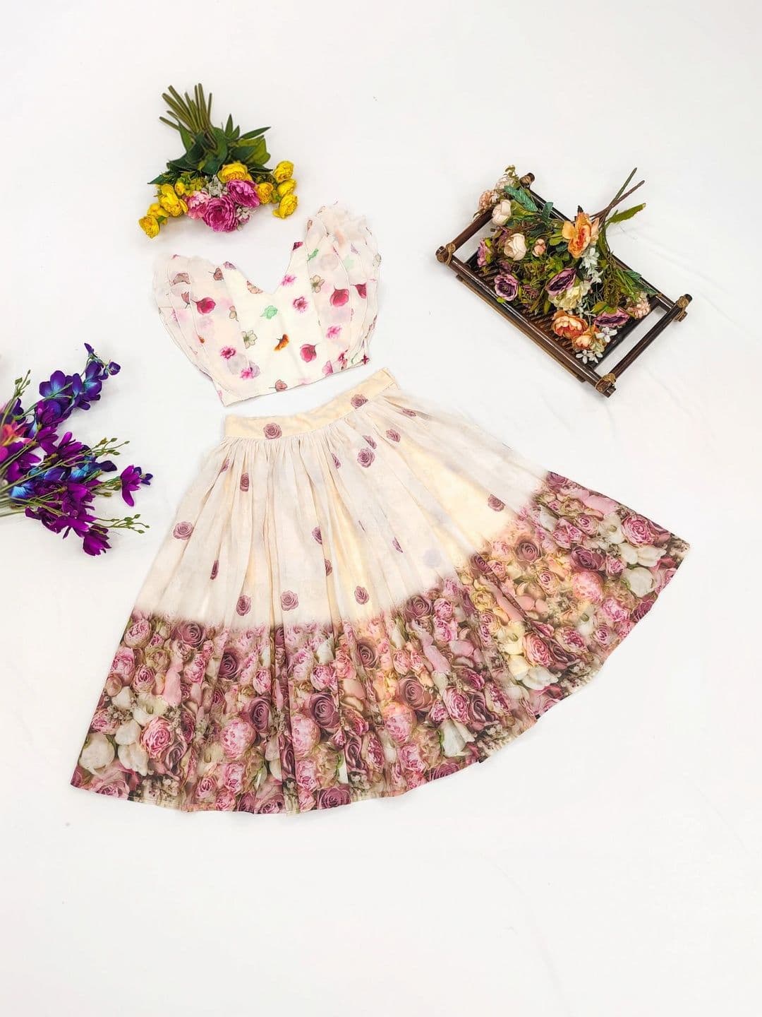 Sangria Girls Printed Ready to Wear Lehenga & thumbnail 4
