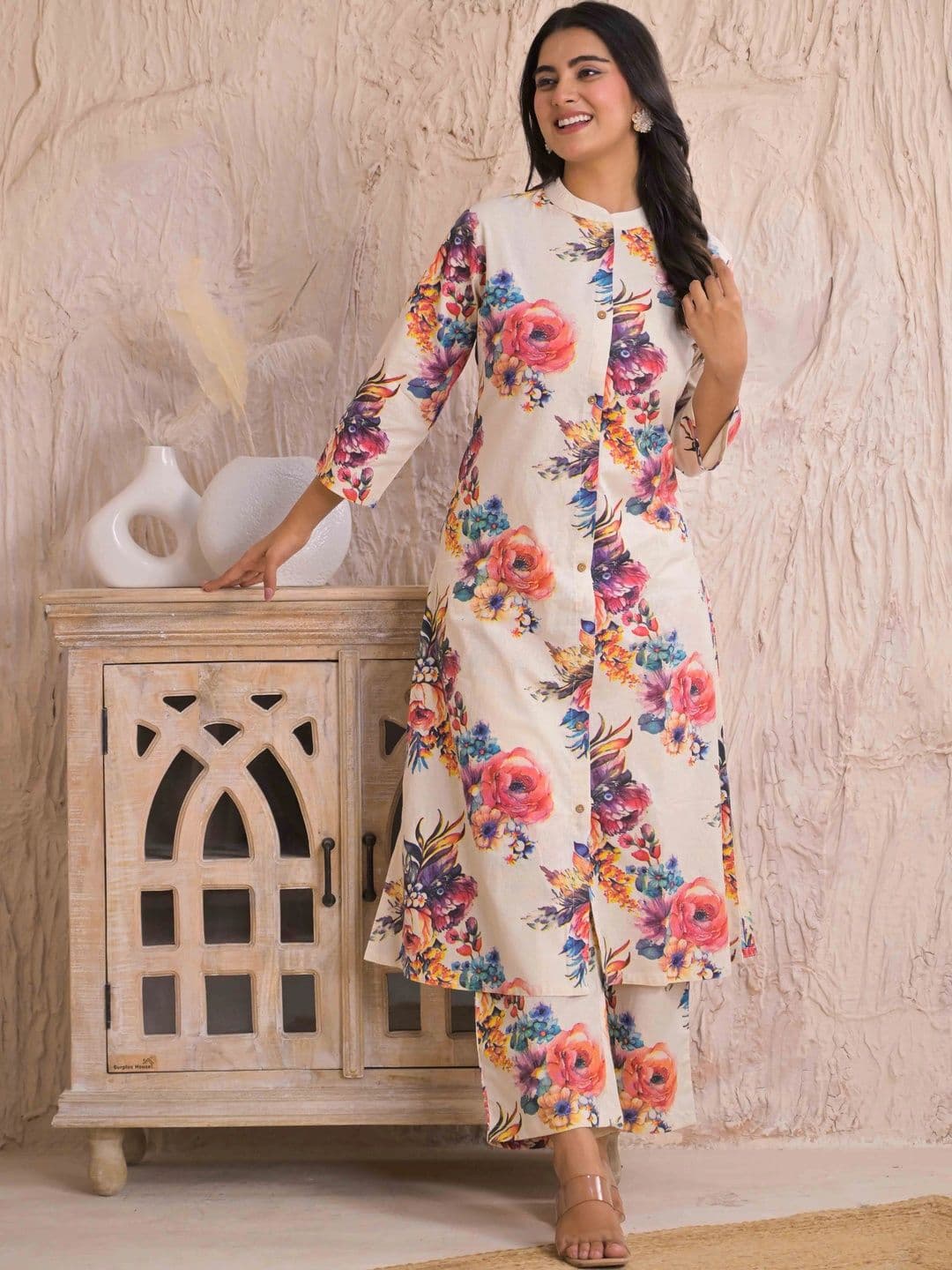 SAANWRI Women Floral Printed Floral Kurta thumbnail 7